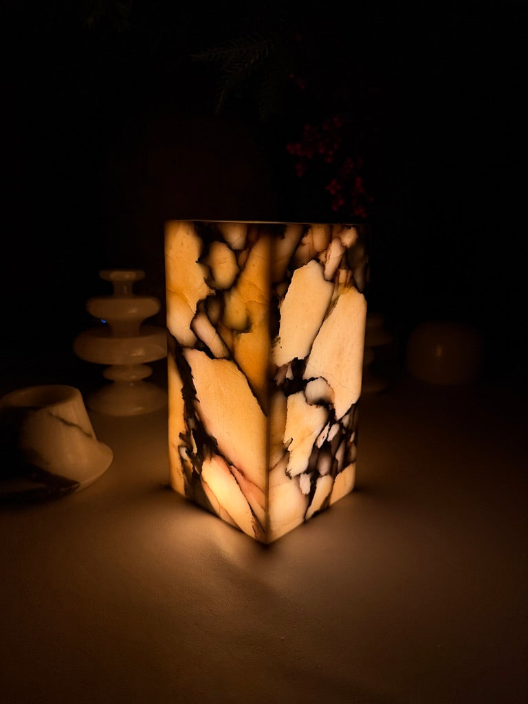 Viola Column Marble Vase Lamp - Image 3