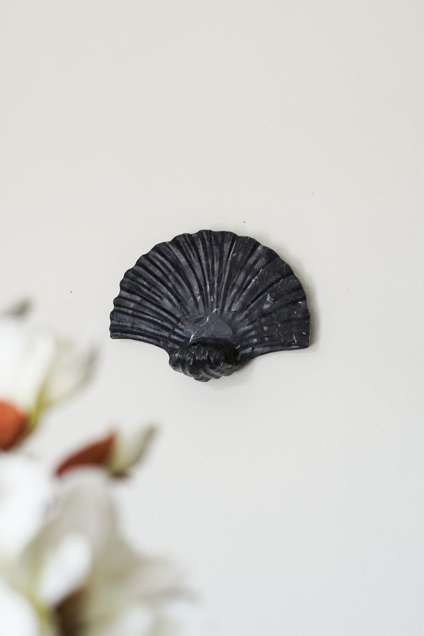 Natural Black Marble Seashell Wall Sconce - Image 3